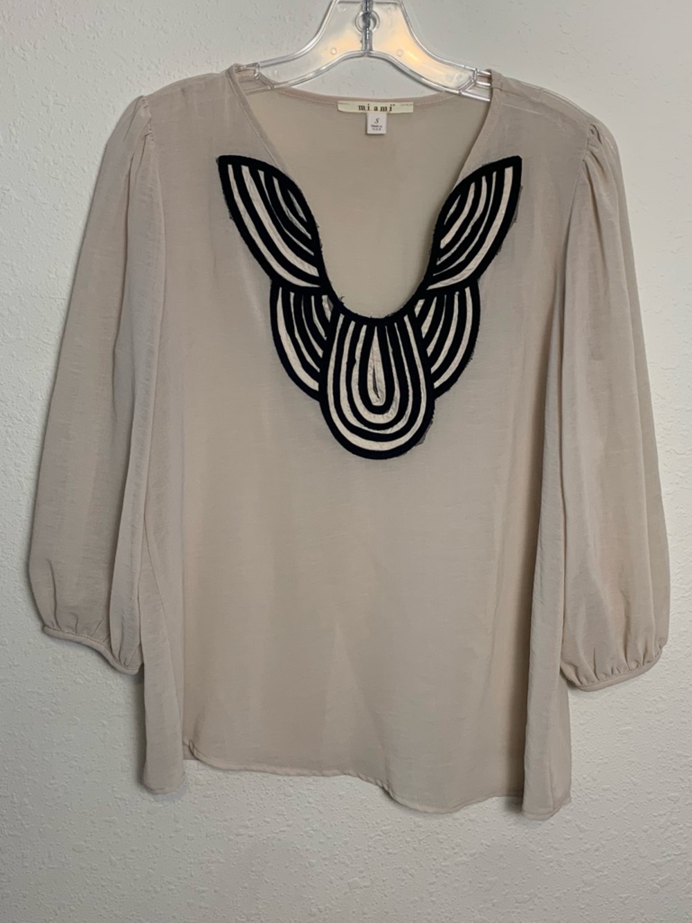 miami Cream Blouse with Black Neck Appliqué Small Lightweight Office